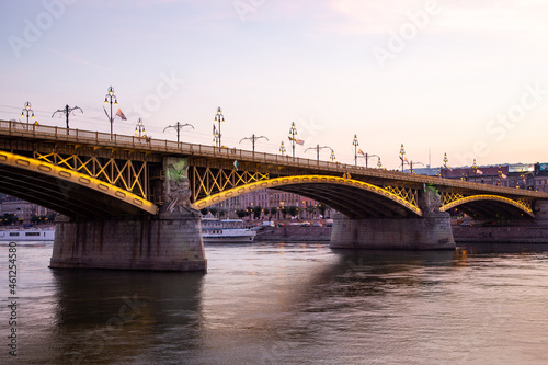 Arpad-Brücke, © Hanker