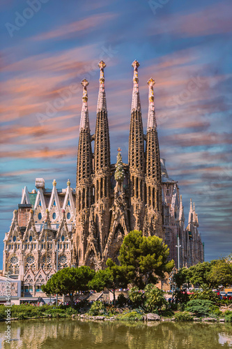 View of the Sagrada Familia in Barcelona with the sunset sky.
