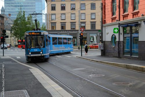 Canvas Print Oslo-trikken // Oslo tram way