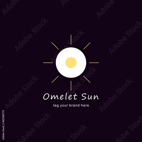 Fried egg logo template. Morning breakfast. Fast food vector illustration logo 