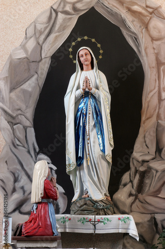 Fotografie, Obraz Our Lady of Lourdes, Church of the Saint Brice of Tours in Brckovljani, Croatia
