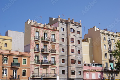 Immeubles du quartier de la Barceloneta photo