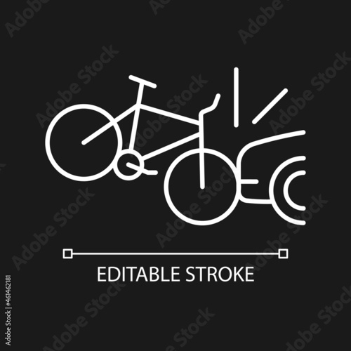 Car collision with cyclist white linear icon for dark theme. Accident with bicyclist and driver. Thin line customizable illustration. Isolated vector contour symbol for night mode. Editable stroke