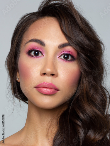 Obraz na plátně Close-up portrait of sexy european young woman model with classic glamour make-up and nude lipstick