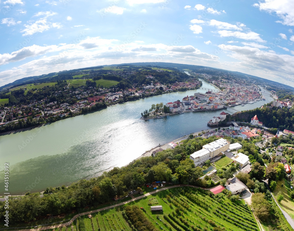 Passau, Deutschland: Panorama der niederbayerischen Stadt