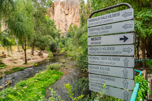 Obraz na płótnie Ihlara Valley w salonie