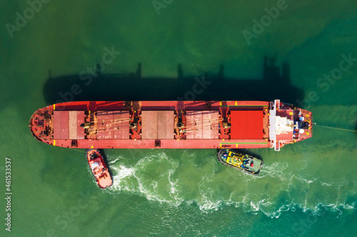 Foto Industrial seaport Novorossiysk , top view