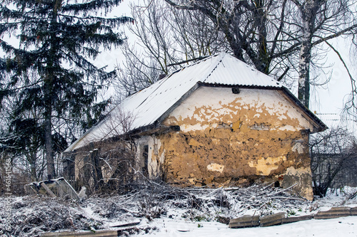 Old abandoned house in the countryside in winter