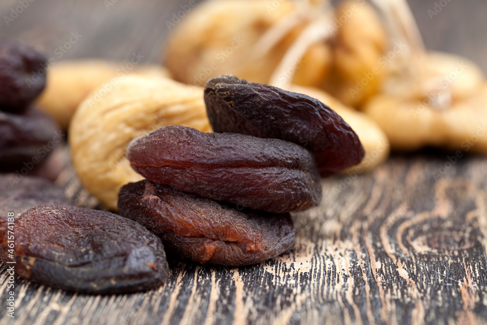sun dried yellow fig fruit