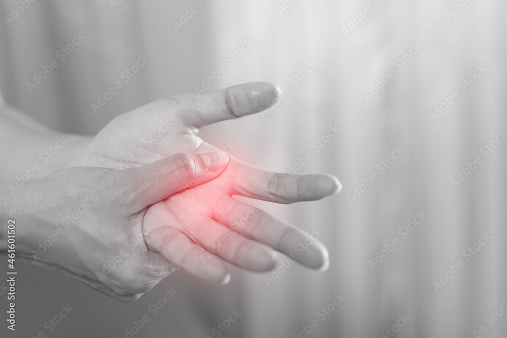 Wrist pain is one of the symptoms that can indicate many diseases