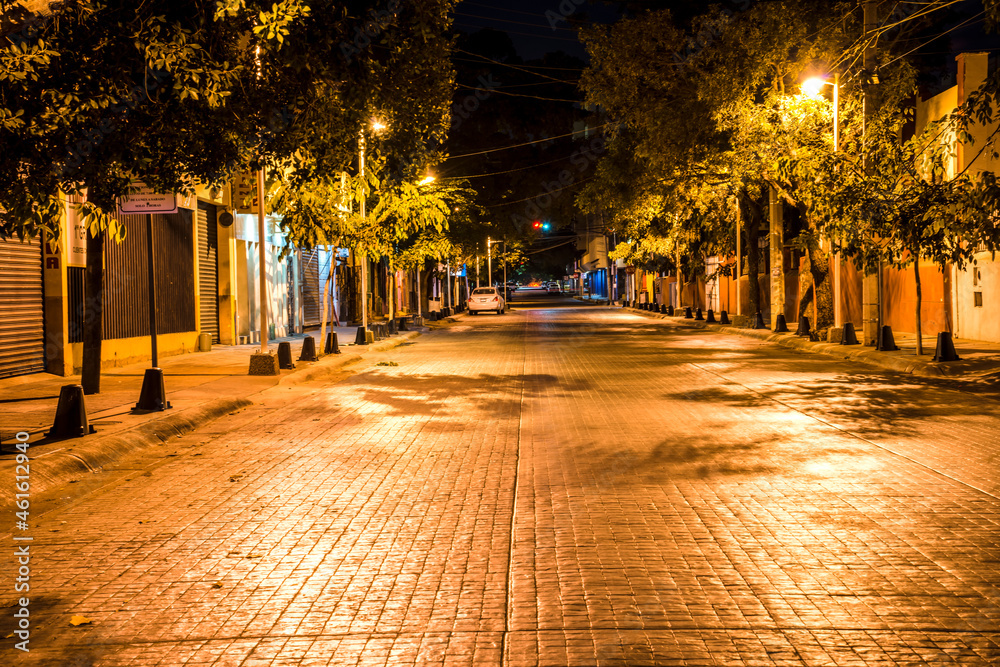 Culiacán Sinaloa, Mexique Rues illuminées modernes dans cette ville où personne ne dort