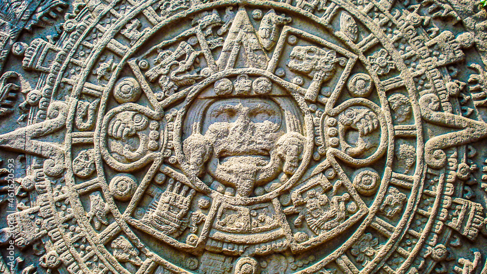 Aztec monolit 
