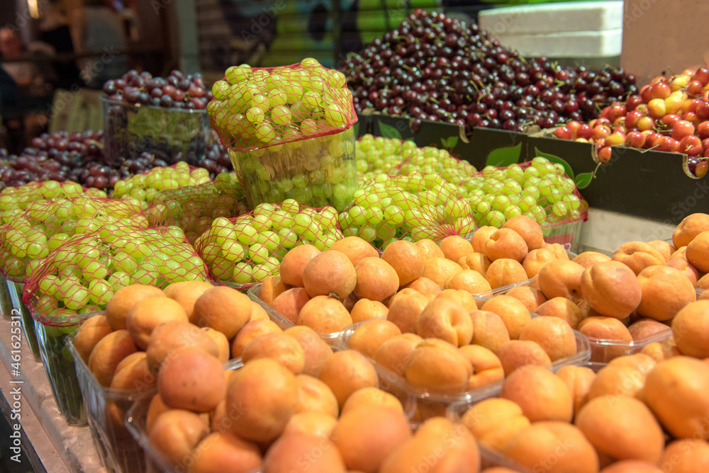Fruit market in Mahane Yehuda, Jerusalem, Israel