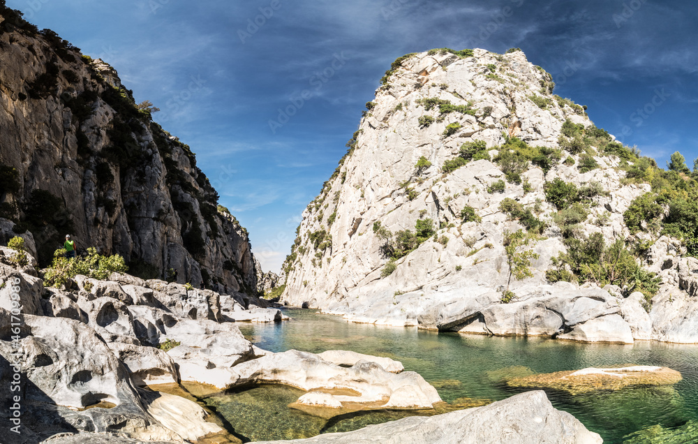 Panorama des gorges du Gouleyrous à Tautavel dans les Pyrénées