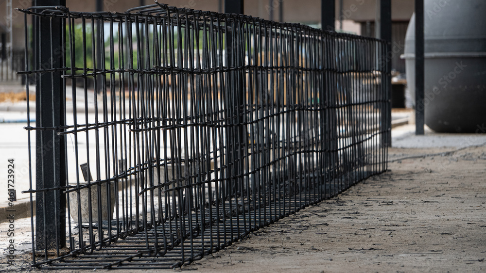 Steel strands of steel panels are laid on the ground for use in construction. Steel Wire stands for Prestressed Concrete PC Strand Seven - Wire Stress – Relieved Uncoated Strand Grade Steel strands of steel panels are laid on the ground for use in construction. Steel Wire stands for Prestressed Concrete PC Strand Seven - Wire Stress – Relieved Uncoated Strand Grade