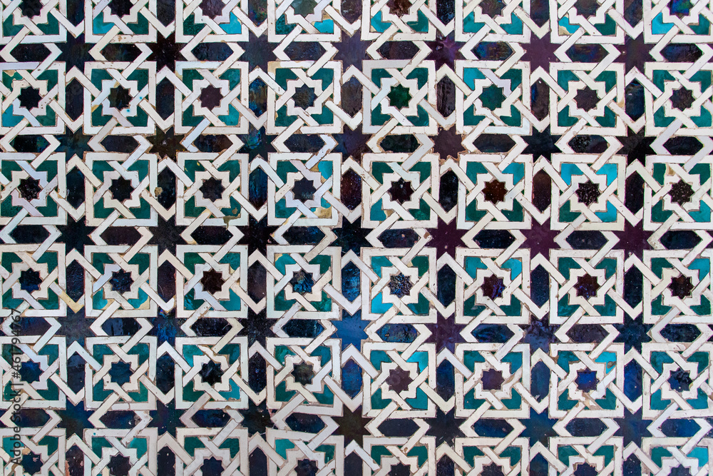 Moorish ceramics with geometric pattern