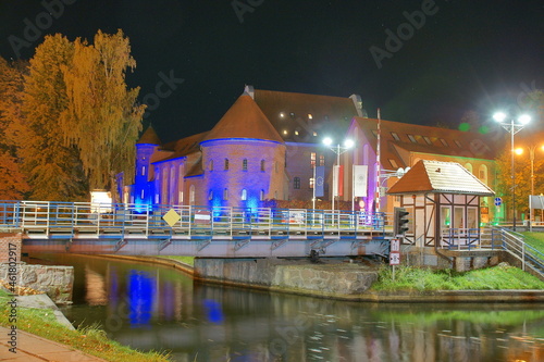 Giżycko. Zamek prokuratorski, most obrotowy. Polska - Mazury - Warmia.