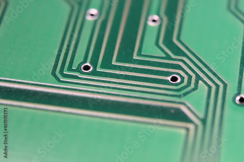 Electronic board with circuit lines and chip