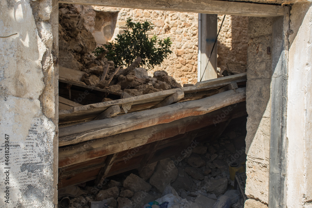 Fototapeta premium Heraklion, Crete, Greece, September 28 2021: A day after the catastrophic earthquake 5,8 magnitude at the town of Arkalochori. Damaged buildings, pavements full of wall fragments and debris.