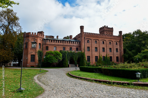 castle in the park in Rzucewo