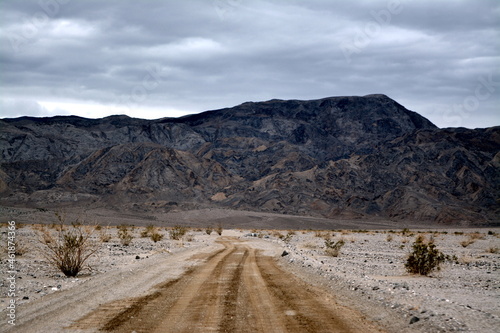 gravel road in the Daeth Valley National Park driving with a 4x4 SUV