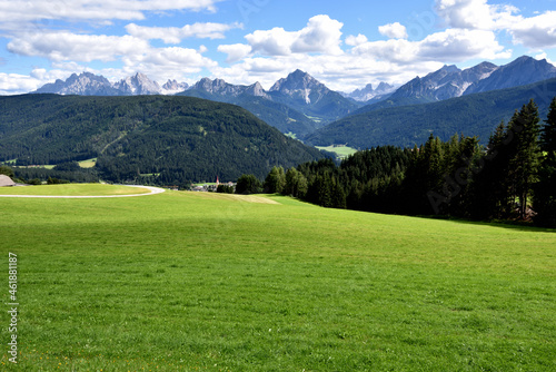 An ensemble of famous peaks © Paolo