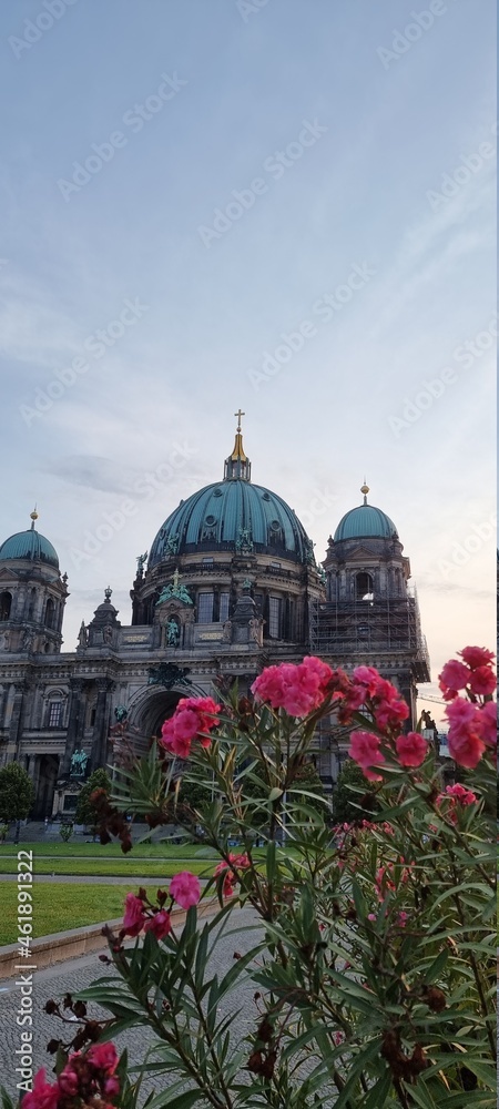 Catedral de Berlim ( sprinbrunnen im lustgatem)