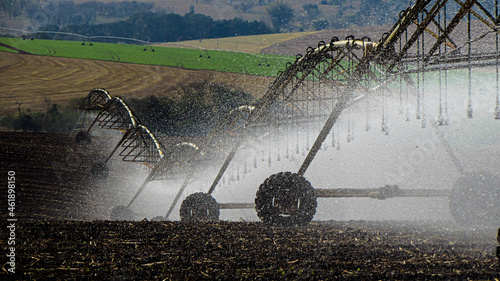 Irrigação Pivo Central - central pivot irrigation photo