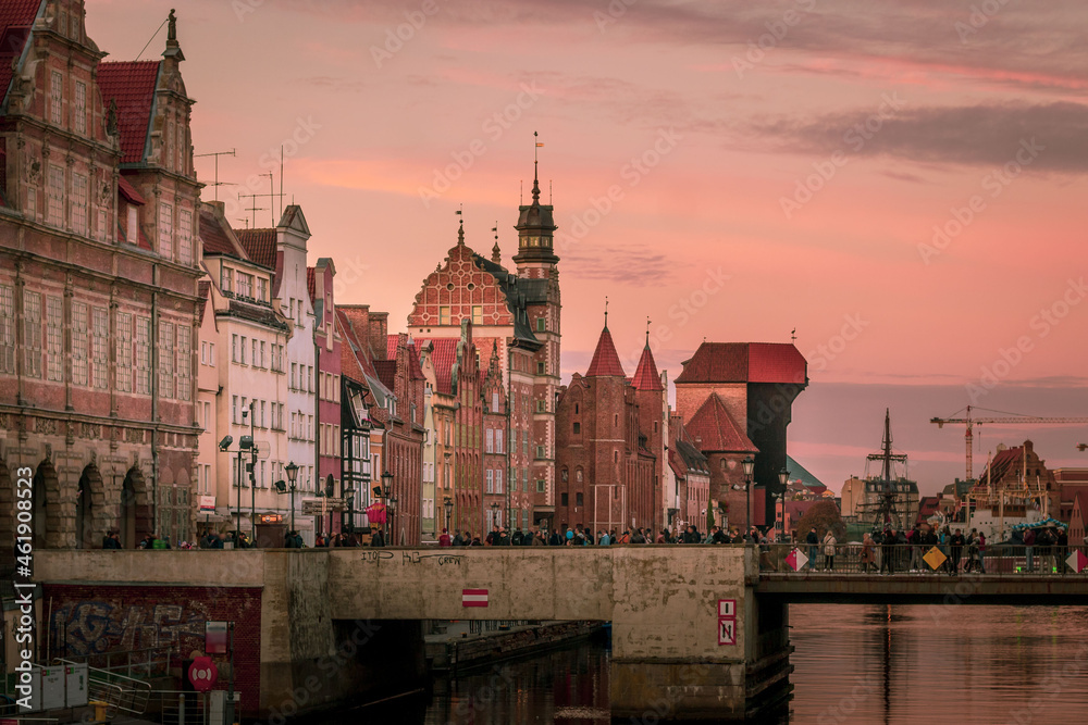 Fototapeta premium gdansk old town at evening 