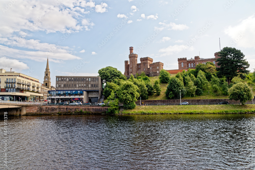 Naklejka premium Inverness Castle and Sheriff Court from the banks of the River Ness - Highlands of Scotland - United Kingdom