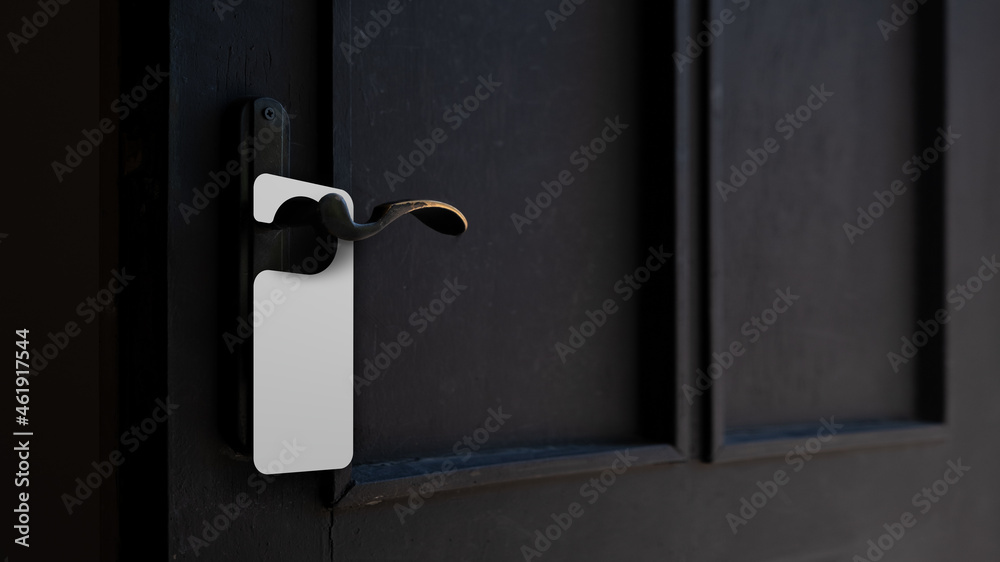 Door knob with blank door hanger mock up - obrazy, fototapety, plakaty 