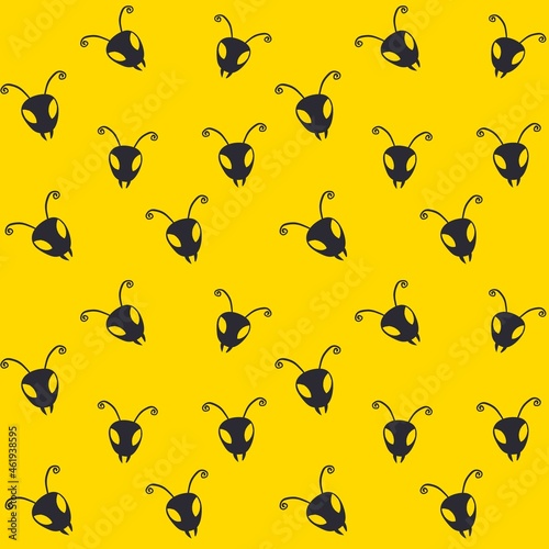 Seamless bug heads pattern background in black and yellow