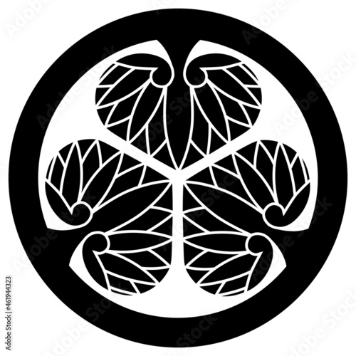 徳川家康の家紋です。三つ葉葵といいます。