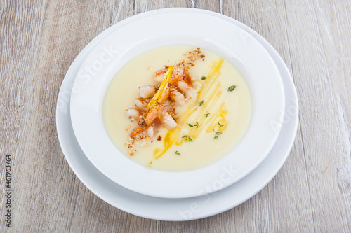 shrimp soup with shrimp puree
