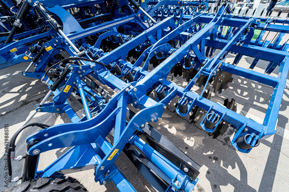 New modern agricultural machinery and equipment details New modern agricultural machinery and equipment details
