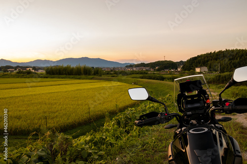 日本の原風景とオートバイ
