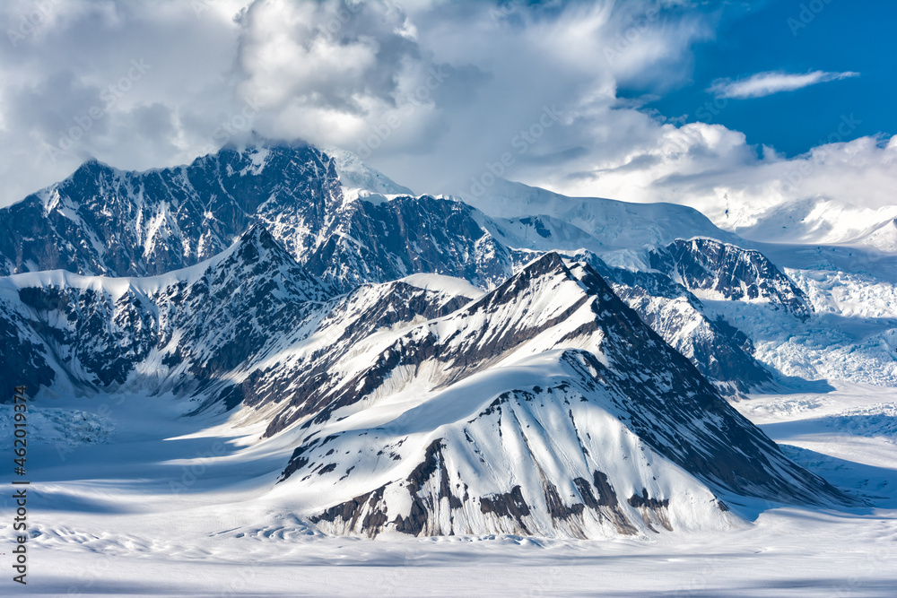 Obraz premium landscape with mountains and snow