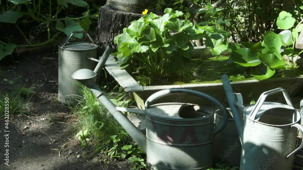 Zink Gießkannen, Zink Wanne, Schwenk nach oben