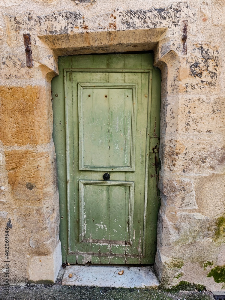 NEVERS (Nièvre) NEVERS (Nièvre)