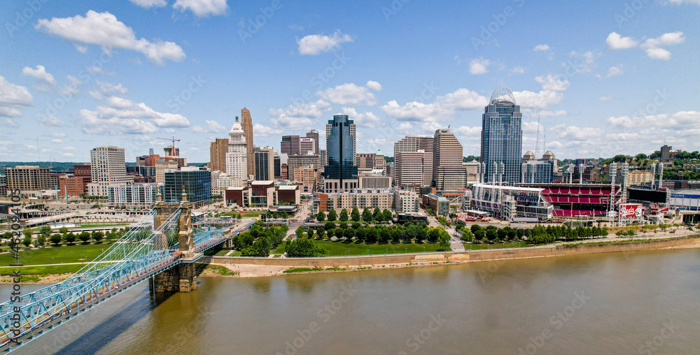 Fototapeta premium Cincinnati Riverfront