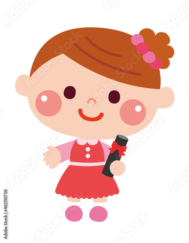 保育園や幼稚園で卒園式を終えた女児のイメージ