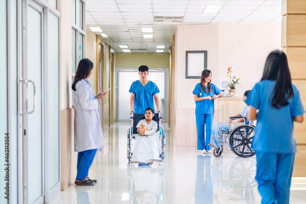 Fototapeta premium Smiling woman doctor service help support discussing and consulting talk to sick little girl patient and check up information in hospital