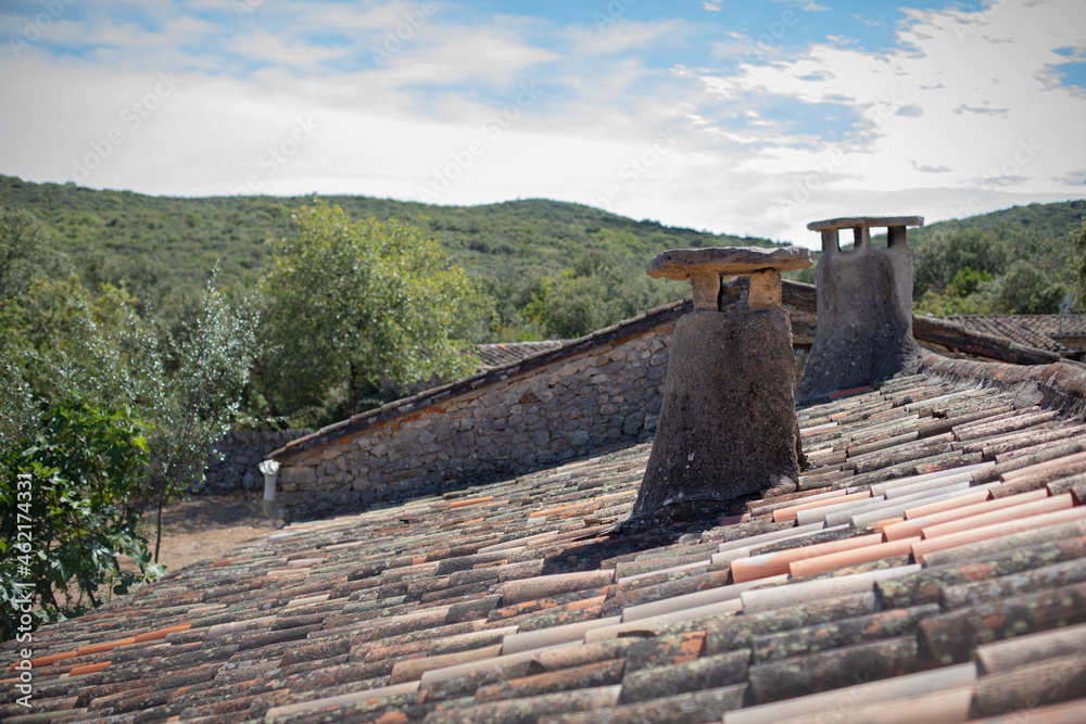 Vieux toit provençal