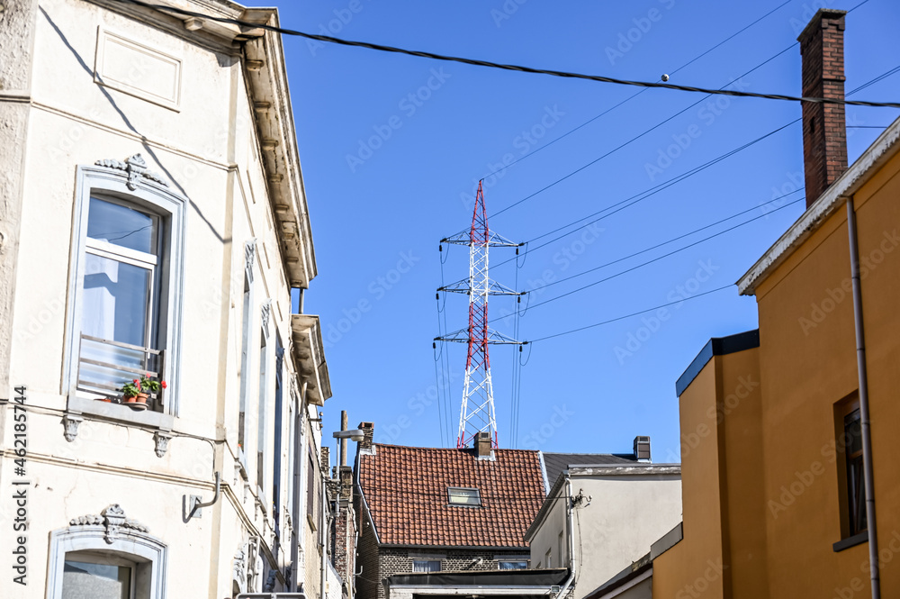 electricite pilone cable fil tension watt volt coupure fournisseur ores maison logement immobilier environnement electricite pilone cable fil tension watt volt coupure fournisseur ores maison logement immobilier environnement