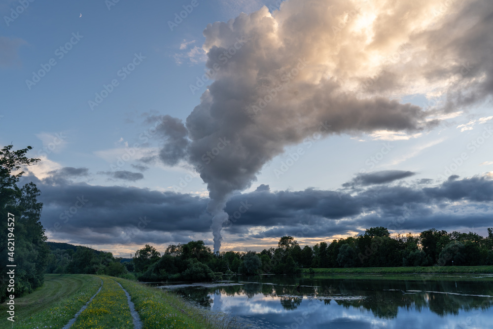 Fototapeta premium Nuclear power plant Niederbayern, Germany 