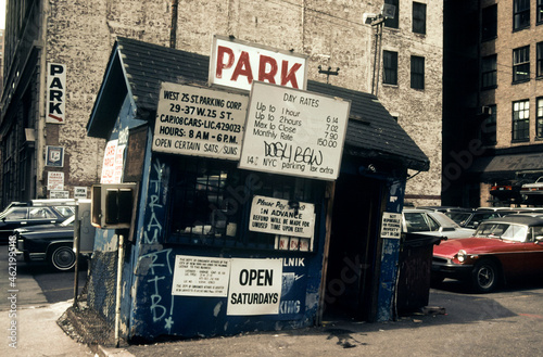 old parking with a dilapidated office in Manhattan in the 80s