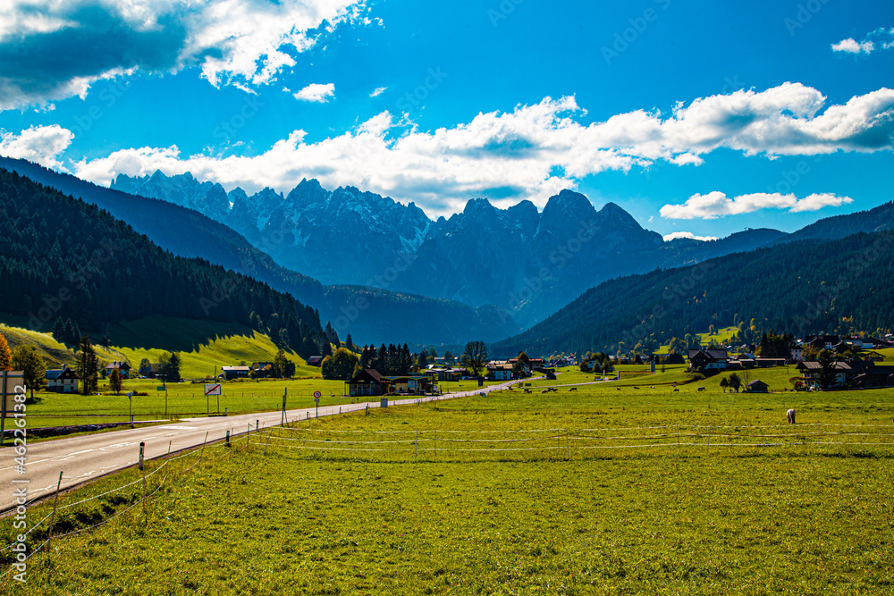 Autumn in the Alps. Dachstein, Hallstatt.