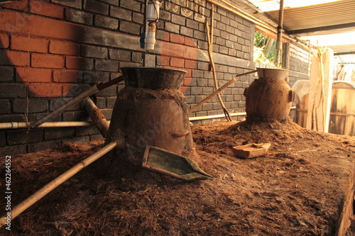 Fotografia Mezcal, Olla, Barro, Destilación, Ancestral