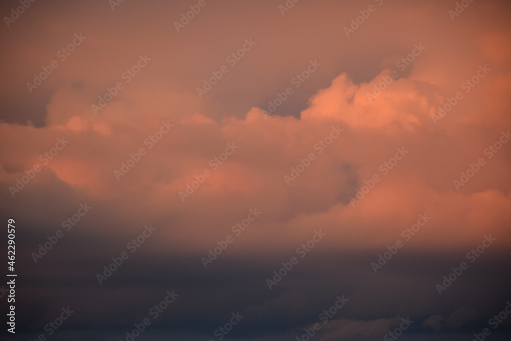 Obraz premium Wolken am Abendhimmel