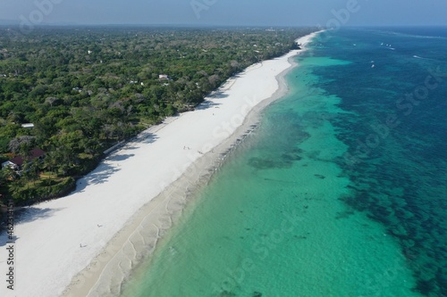 Fototapeta Naklejka Na Ścianę i Meble -  Aerial view: Diani beach in Kenya